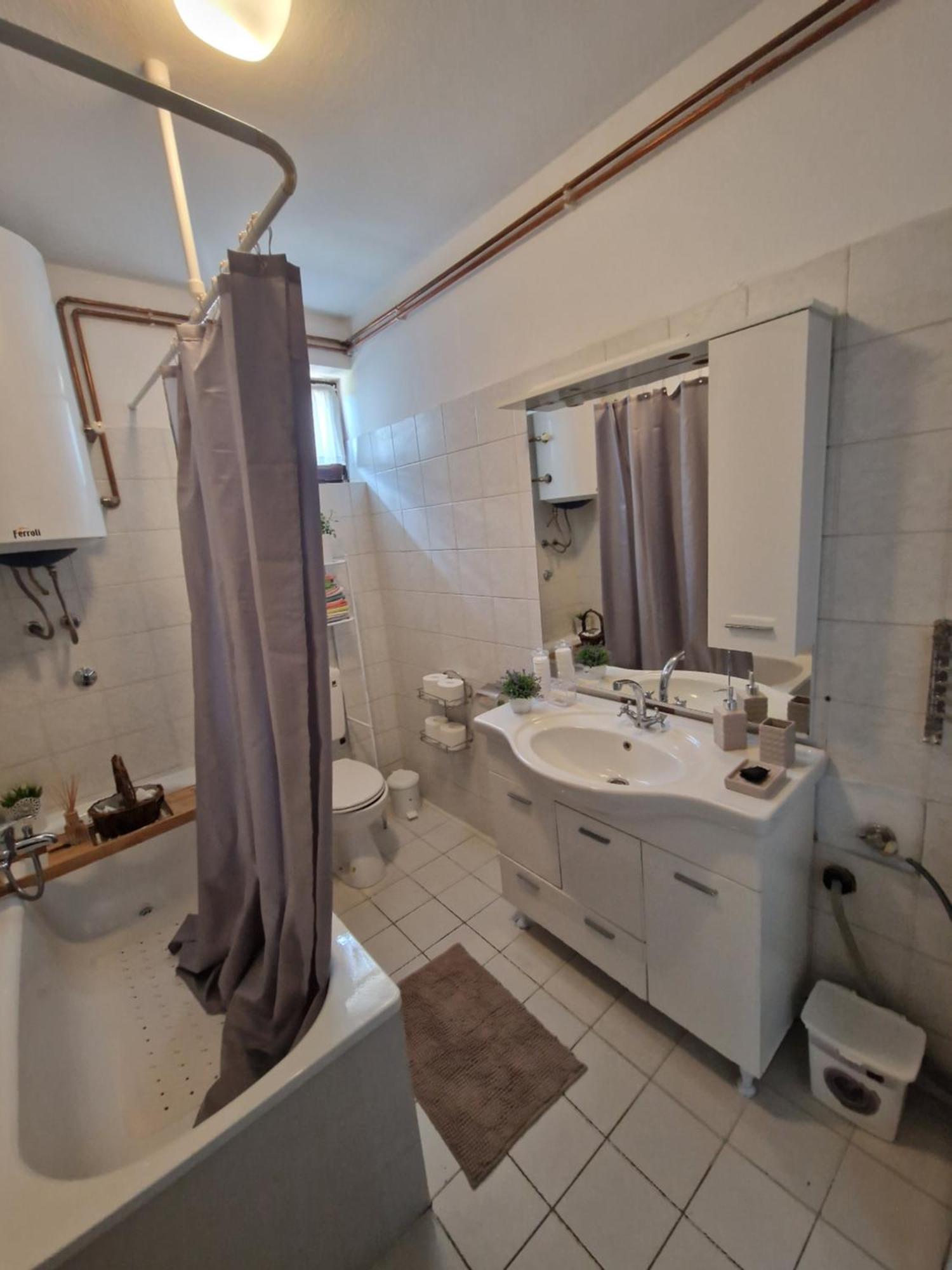 Rooms & Apartment Milan Saborsko Esterno foto
